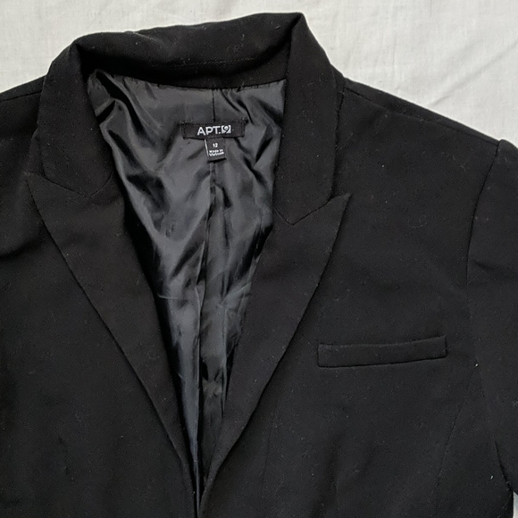 Apt 9 black blazer - Picture 4 of 6